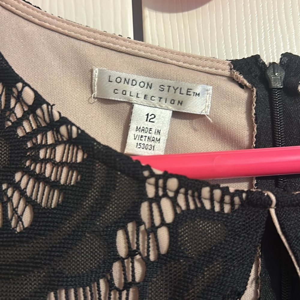 Women’s London Style black lace tan lined sleeveless cocktail‎ dress size 12 - Picture 4 of 6